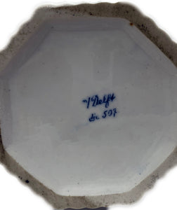 Blue and white porcelain delft vase